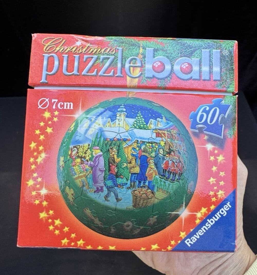 NEW 3D Ravensburger Puzzle Ball Christmas Ornament Christmas Shopping Sealed C18